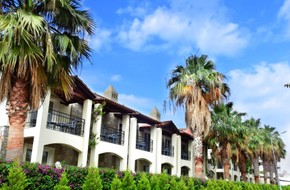 TIANA BEACH RESORT