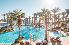 FOUR SEASONS RESORT