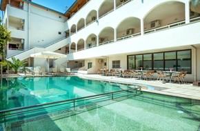 ELINOTEL POLIS